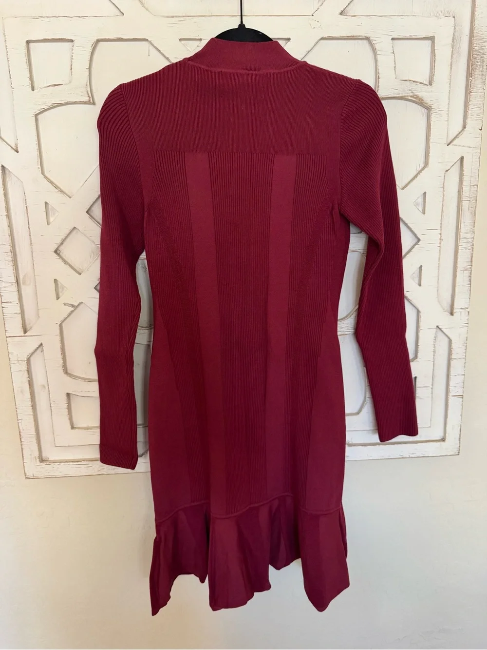 NWT Nicole Miller Rib-Knit Long Sleeve Ruffle Hem Dress - Burgundy